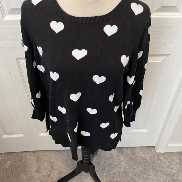 Adrianna Papell size L heart sweater - Picture 8 of 10
